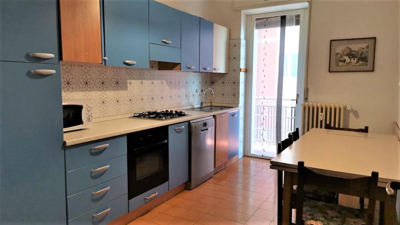 Spazioso Appartamento Sondrio Exterior foto